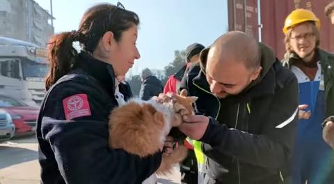 Enkazdan çıkarılan bir canımız daha...